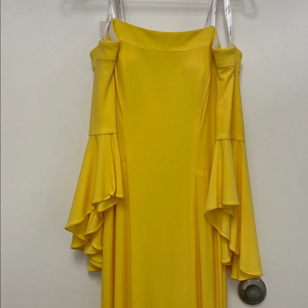 Elegant Canary Yellow Off-Shoulder Dress - Picture 3 of 8